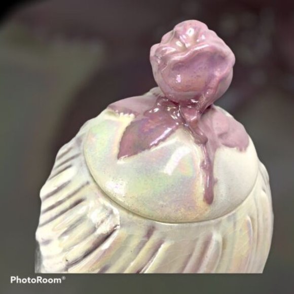 Vintage Opalescent Lavender Egg Shaped Jar With Floral Lid with Crazing - Picture 3 of 4